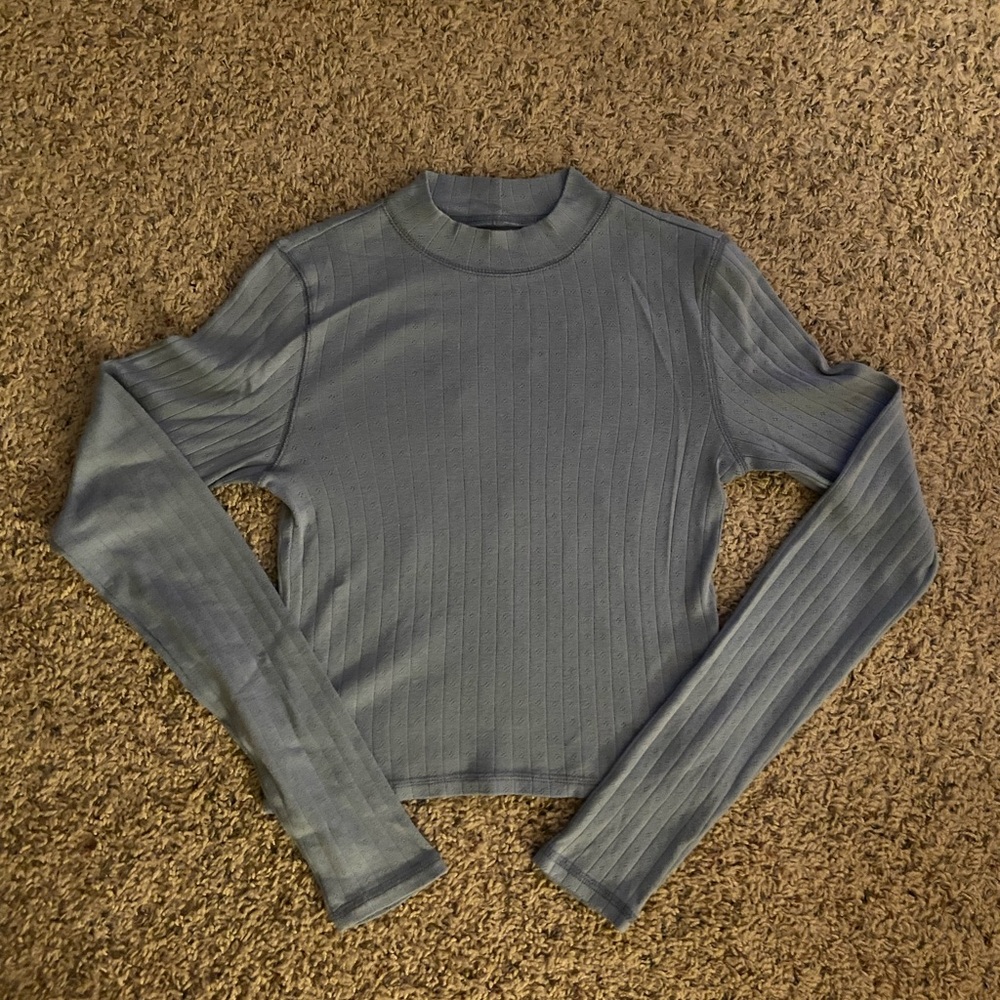 American Eagle Light Blue Turtle Neck Long Sleeve
